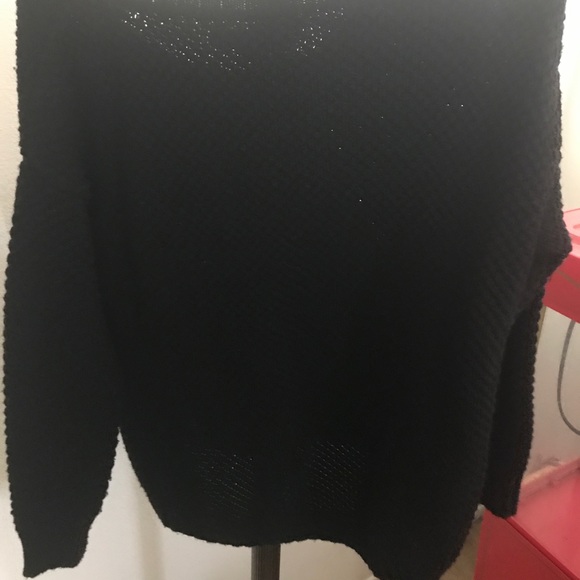 Cute black skull sweater - Picture 3 of 4